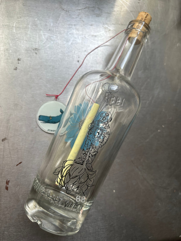 Unscripted message in a bottle